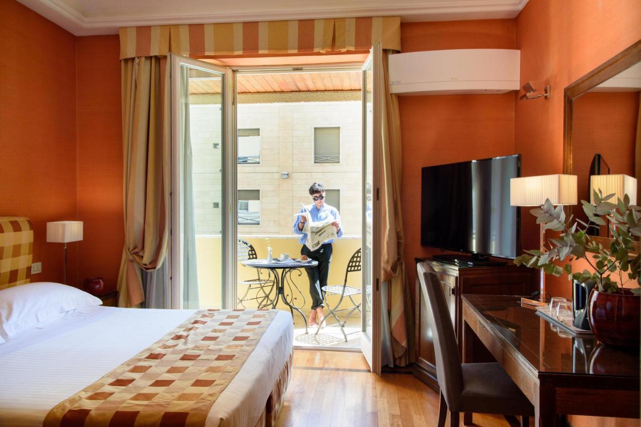 Grand Hotel Adriatico Firenze Esterno foto