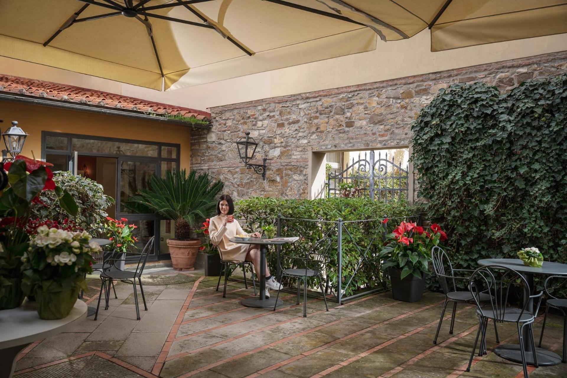 Grand Hotel Adriatico Firenze Esterno foto